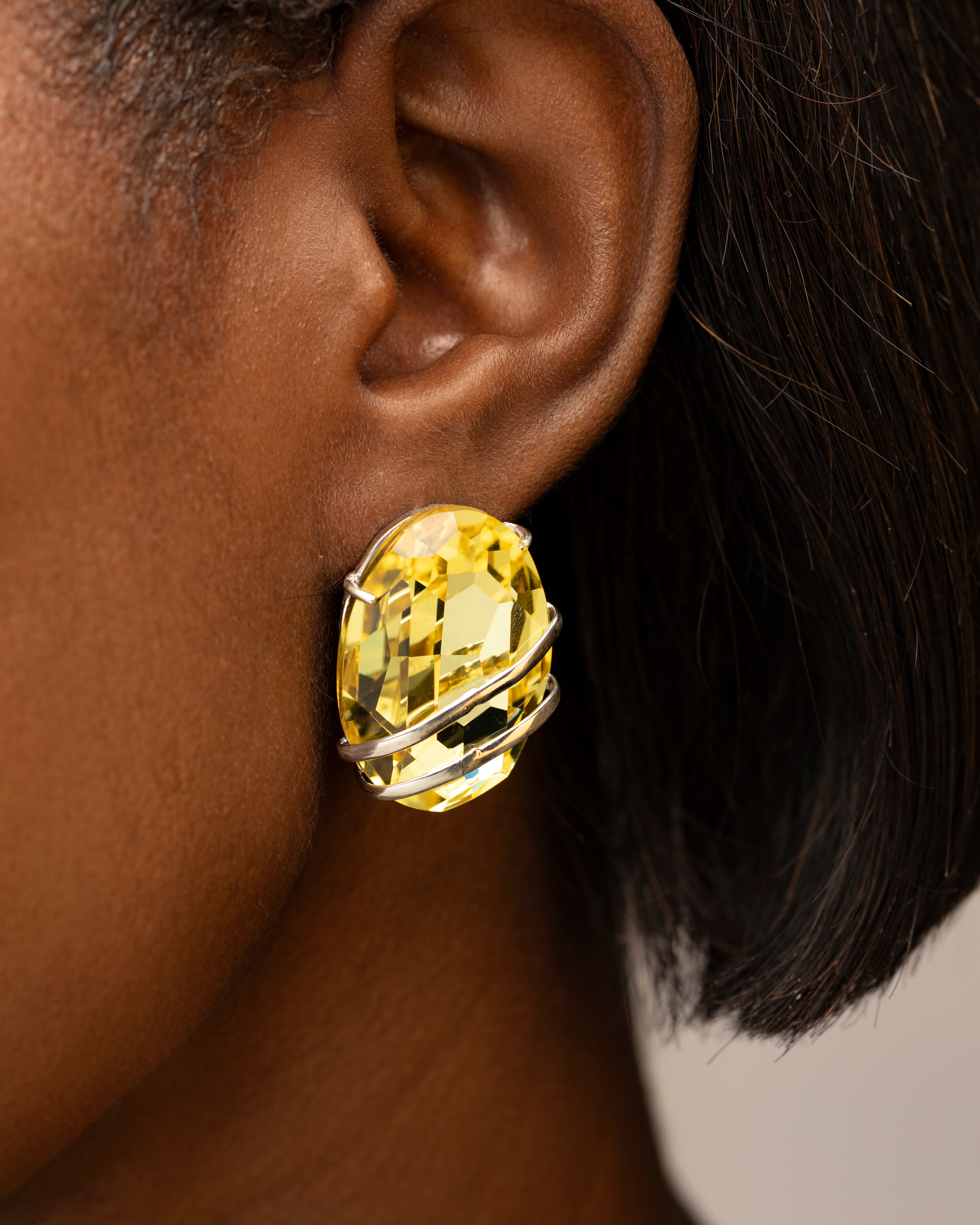 "SUBZY" Oval Earrings